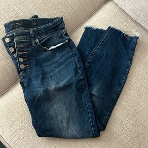 Lucky brand Ava mid rise skinny size 8 ankle jeans